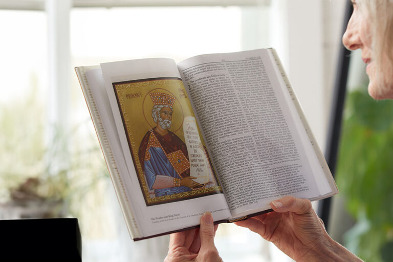 Orthodox-Study-Bible-photo2